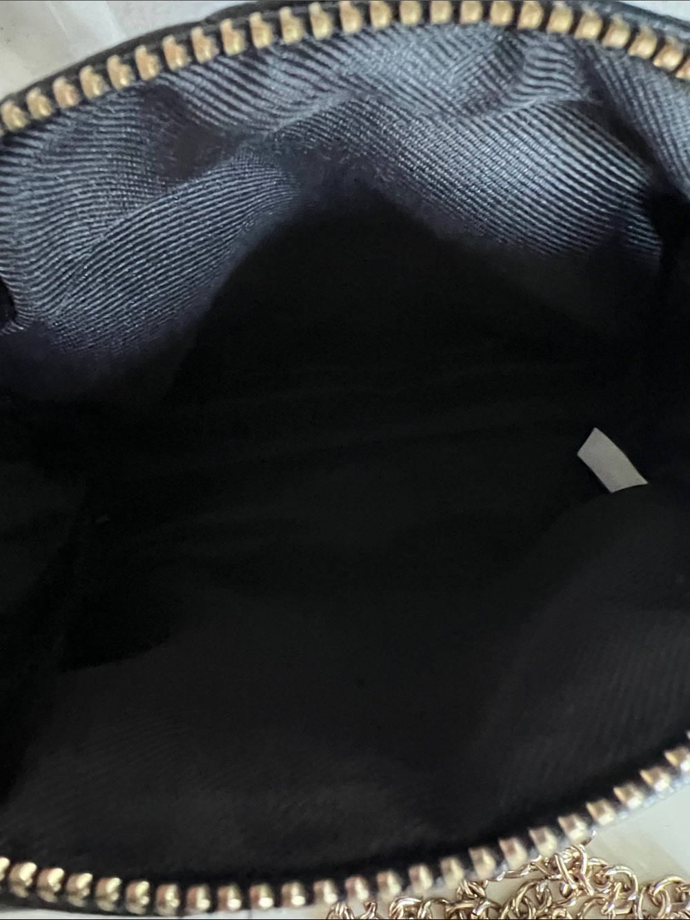 Crossbody. - Picture 3 of 3